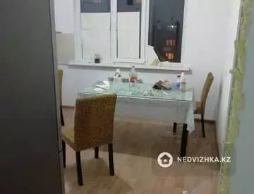 4-комнатная квартира, этаж 3 из 19, 129 м²