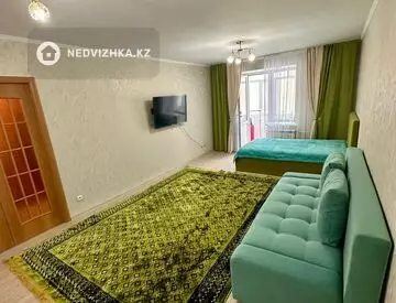 1-комнатная квартира, этаж 3 из 12, 53 м²