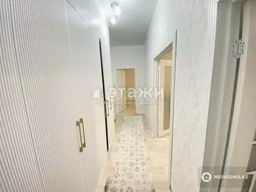 2-комнатная квартира, этаж 3 из 12, 58 м²