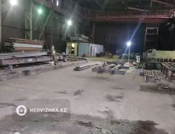 Складское помещение, 1 370 м²