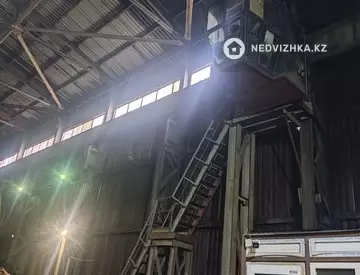 Складское помещение, 1 370 м²