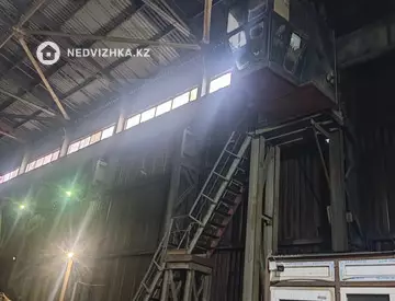 Складское помещение, 1 370 м²