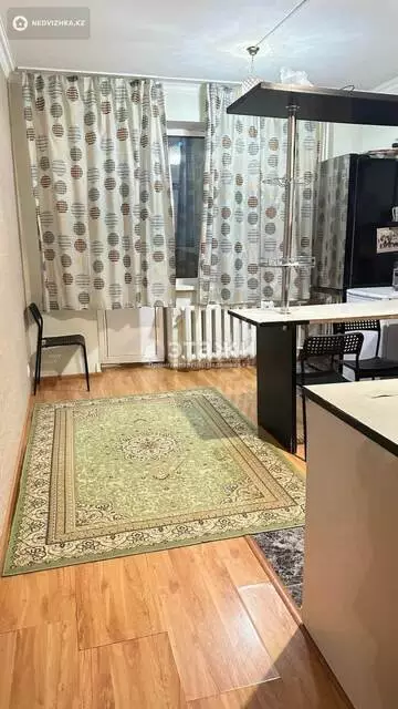 2-комнатная квартира, этаж 2 из 10, 63 м²