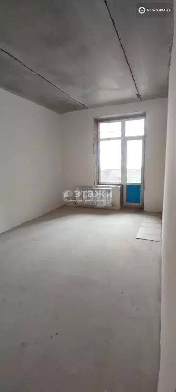 2-комнатная квартира, этаж 2 из 5, 64 м²