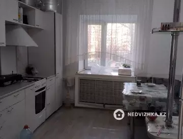 4-комнатная квартира, этаж 2 из 5, 126 м²