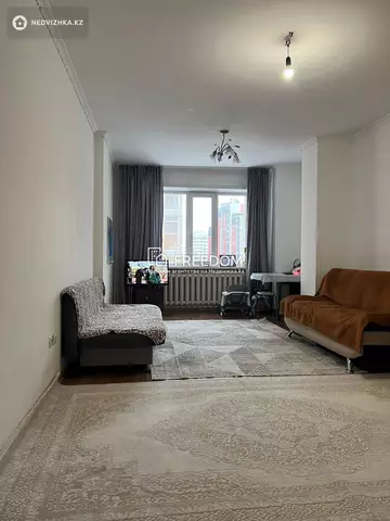 1-комнатная квартира, этаж 4 из 16, 52 м²