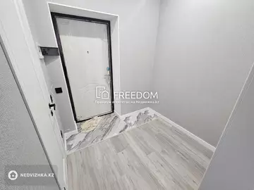 1-комнатная квартира, этаж 5 из 10, 38 м²