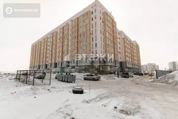 Офисное помещение, этаж 1 из 9, 67 м²