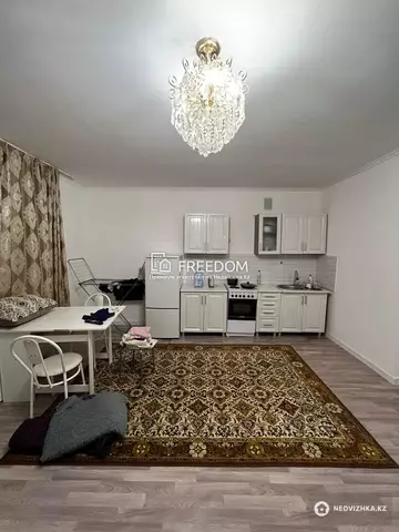 1-комнатная квартира, этаж 3 из 7, 37 м²