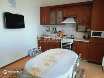 4-комнатная квартира, этаж 21 из 42, 145 м²