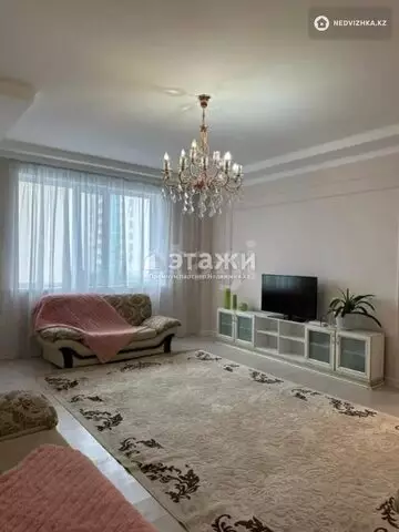 2-комнатная квартира, этаж 4 из 15, 68 м²