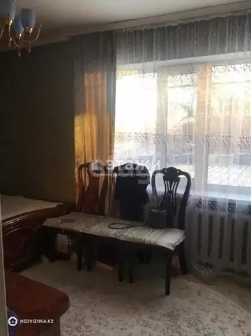 3-комнатная квартира, этаж 2 из 5, 52 м²