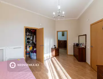 91.7 м², 2-комнатная квартира, этаж 4 из 7, 92 м², изображение - 31