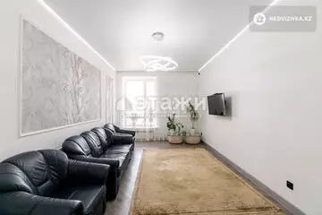 3-комнатная квартира, этаж 3 из 10, 76 м²