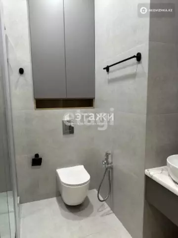 2-комнатная квартира, этаж 10 из 12, 49 м²