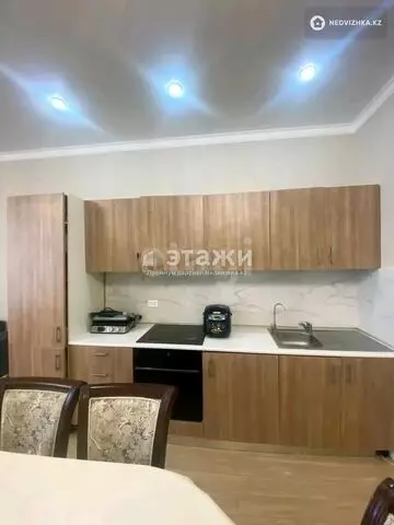 3-комнатная квартира, этаж 7 из 10, 81 м²