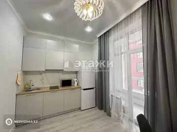 1-комнатная квартира, этаж 10 из 10, 39 м²