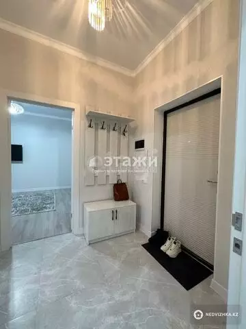 1-комнатная квартира, этаж 10 из 10, 39 м²