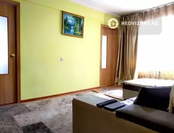 60 м², 4-комнатная квартира, этаж 3 из 5, 60 м², изображение - 2