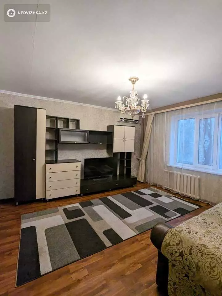 60 м², 3-комнатная квартира, этаж 2 из 5, 60 м², изображение - 1