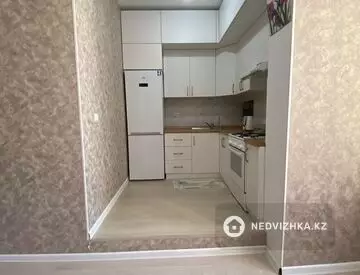 1-комнатная квартира, этаж 10 из 14, 46 м²