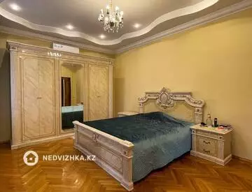 8-комнатный дом, 13 соток, 480 м²