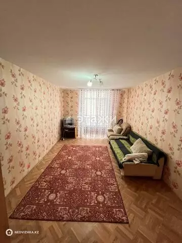 2-комнатная квартира, этаж 4 из 12, 70 м²