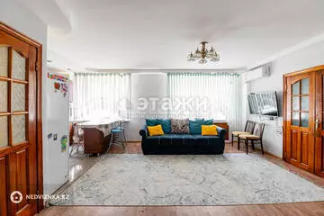 2-комнатная квартира, этаж 3 из 5, 42 м²