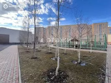 1-комнатная квартира, этаж 11 из 12, 40 м²