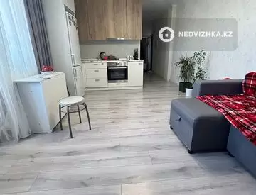 2-комнатная квартира, этаж 9 из 18, 45 м²