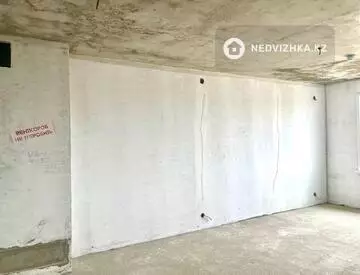 1-комнатная квартира, этаж 8 из 9, 41 м²