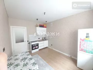 1-комнатная квартира, этаж 4 из 9, 38 м²