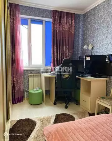 2-комнатная квартира, этаж 14 из 15, 42 м²