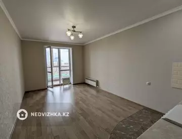 1-комнатная квартира, этаж 8 из 12, 49 м²