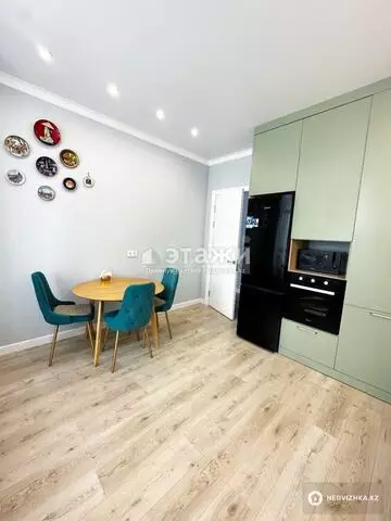 2-комнатная квартира, этаж 4 из 9, 67 м²