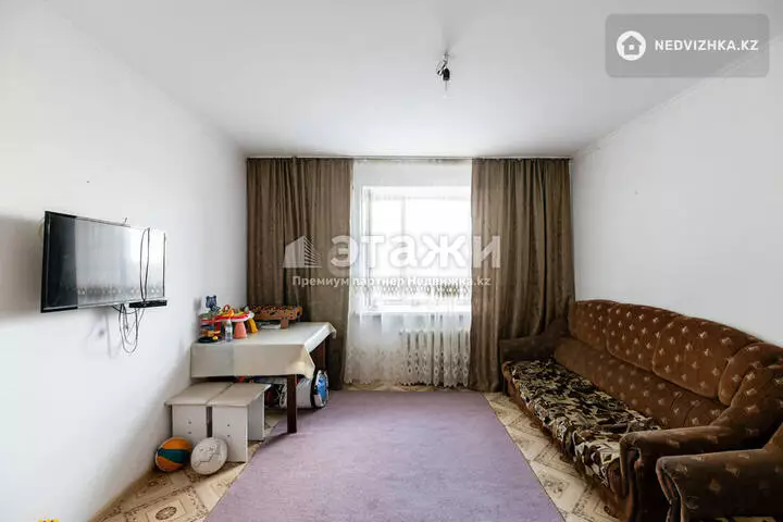 49.3 м², 2-комнатная квартира, этаж 1 из 9, 49 м², изображение - 1