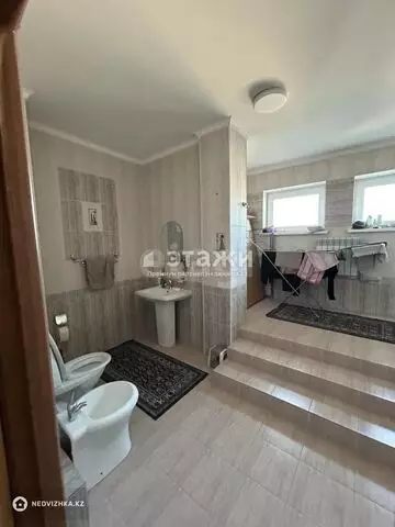 3-комнатная квартира, этаж 20 из 39, 134 м²