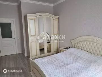 2-комнатная квартира, этаж 3 из 5, 62 м²