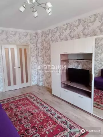 1-комнатная квартира, этаж 8 из 9, 37 м²