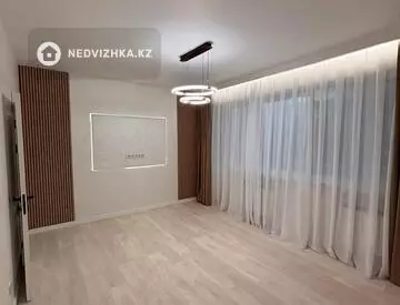 2-комнатная квартира, этаж 8 из 16, 61 м²