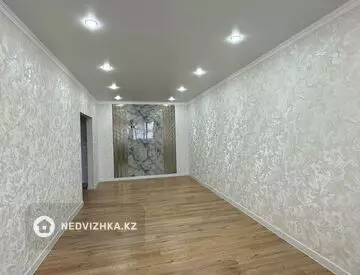 2-комнатная квартира, этаж 2 из 5, 64 м²