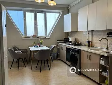 2-комнатная квартира, этаж 8 из 9, 62 м²