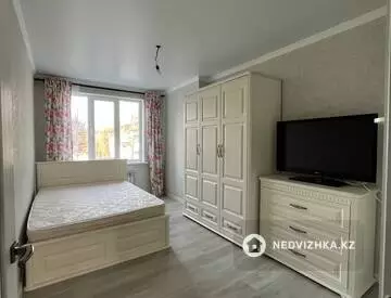 3-комнатная квартира, этаж 1 из 13, 83 м²