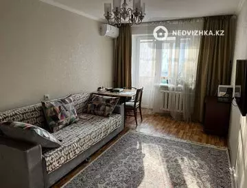 2-комнатная квартира, этаж 3 из 4, 42 м²