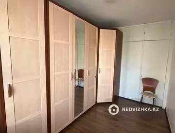 2-комнатная квартира, этаж 4 из 5, 50 м², на длительный срок