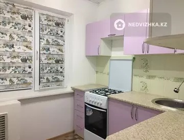 1-комнатная квартира, этаж 2 из 4, 33 м²