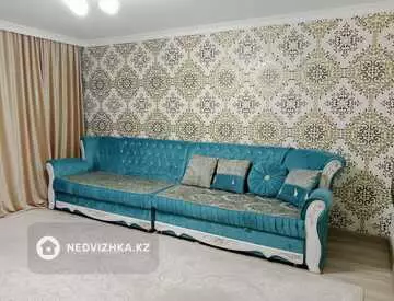 3-комнатная квартира, этаж 4 из 10, 79 м²