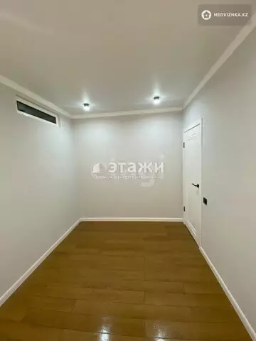 2-комнатная квартира, этаж 1 из 9, 49 м²