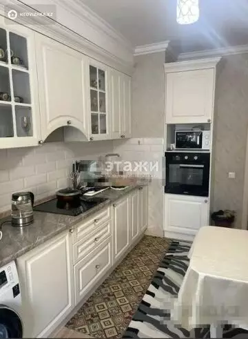 3-комнатная квартира, этаж 1 из 9, 88 м²