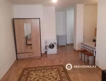 35 м², 1-комнатная квартира, этаж 9 из 9, 35 м², изображение - 1